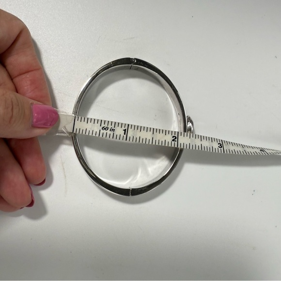 Coach silver Sculpted Signature Hinged Bangle bracelet - Picture 5 of 6